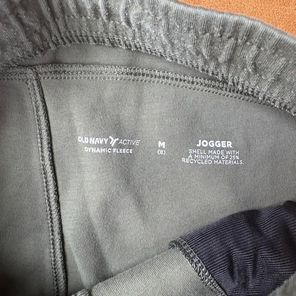 Old Navy Active Boys Medium 8 Dynamic Fleece Cargo Joggers Olive Green Pants
